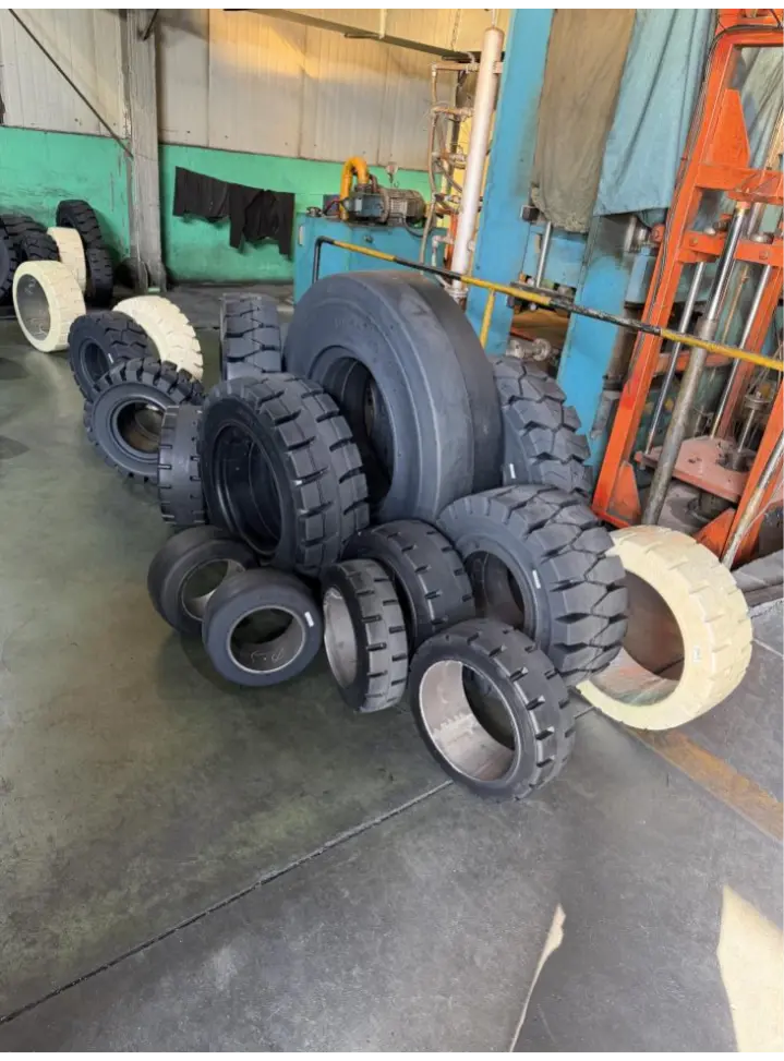 2026 Central Asia Solid Engineering Tyre Demand Surges- အခြေခံအဆောက်အဦနှင့် သတ္တုတူးဖော်ရေး တိုးတက်မှု